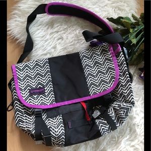 🌺TImbuk2 messenger laptop bag🌺